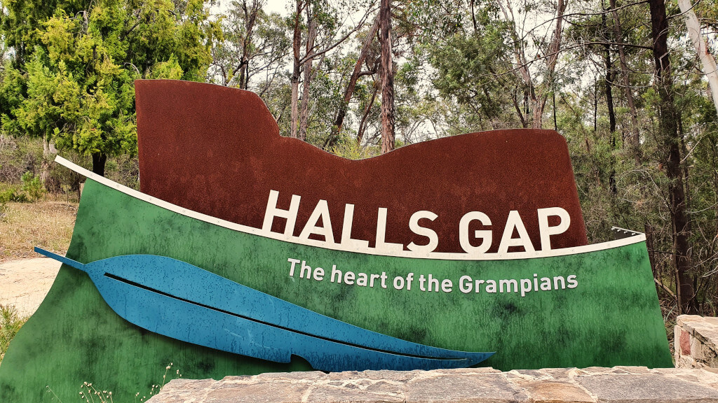 Halls Gap Welcome Board